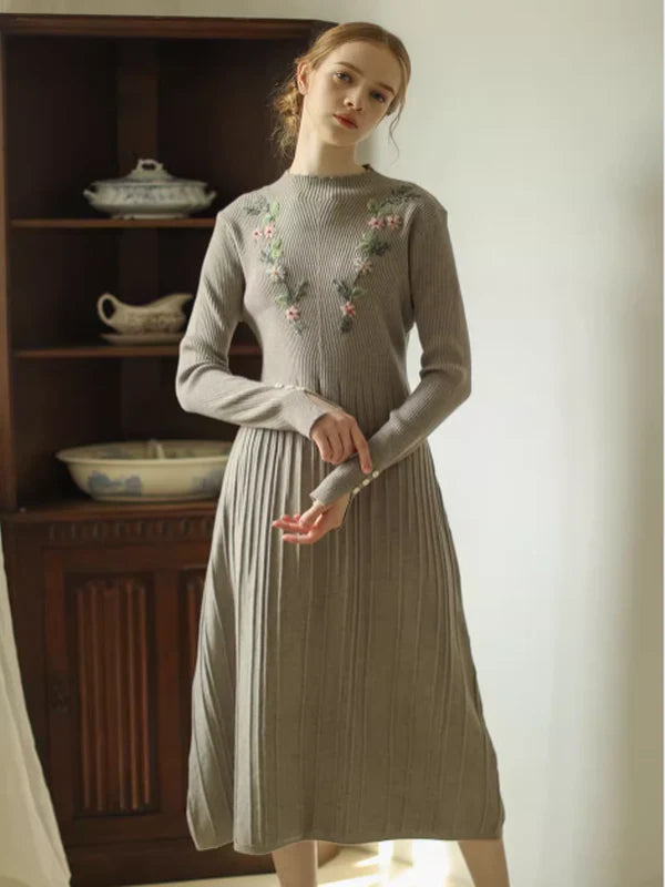 Elegant Blossom Pleats Dress