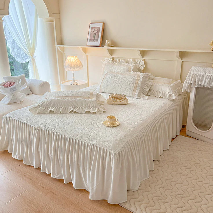 Velvet Rose Ruffle Bedding Set