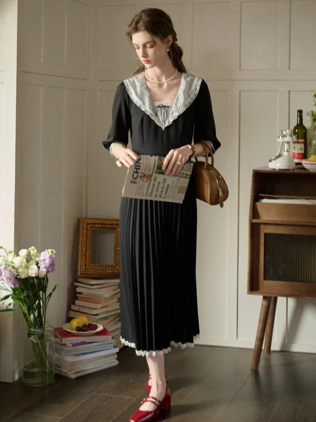 Lace Collar Pleated Black Dress