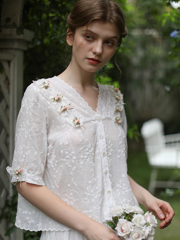 Ella's Retro Floral Elegance Blouse