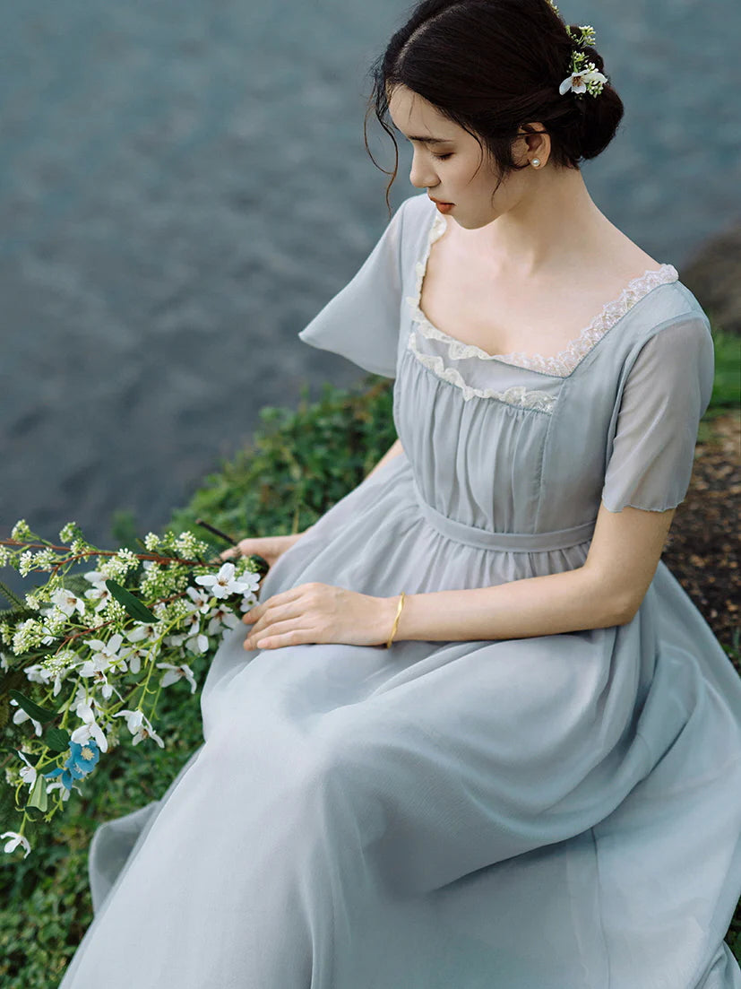 Isabelle’s Vintage Breeze Dress