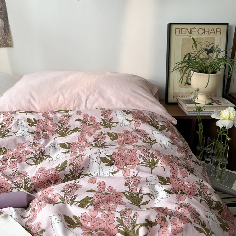 Blossoming Cats Pink Bedding Set