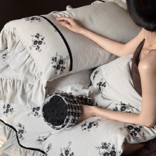 Vintage Blossom Nightfall Bedding Set