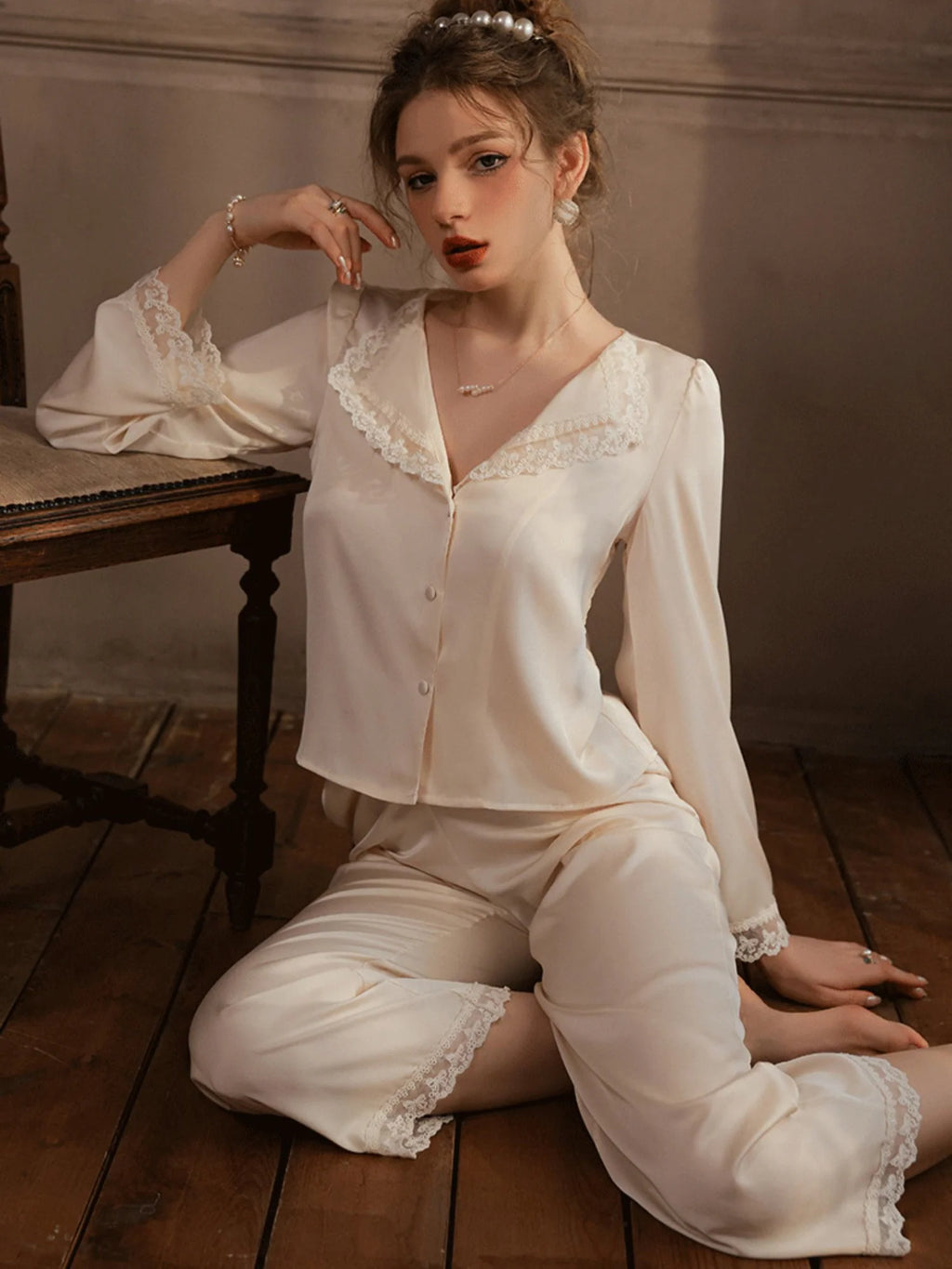 Elegant Lace Trim Loungewear Pajamas Set