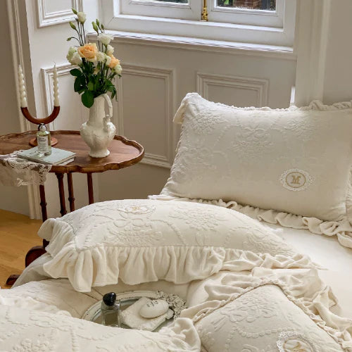 French Palace Velvet Bedding Set