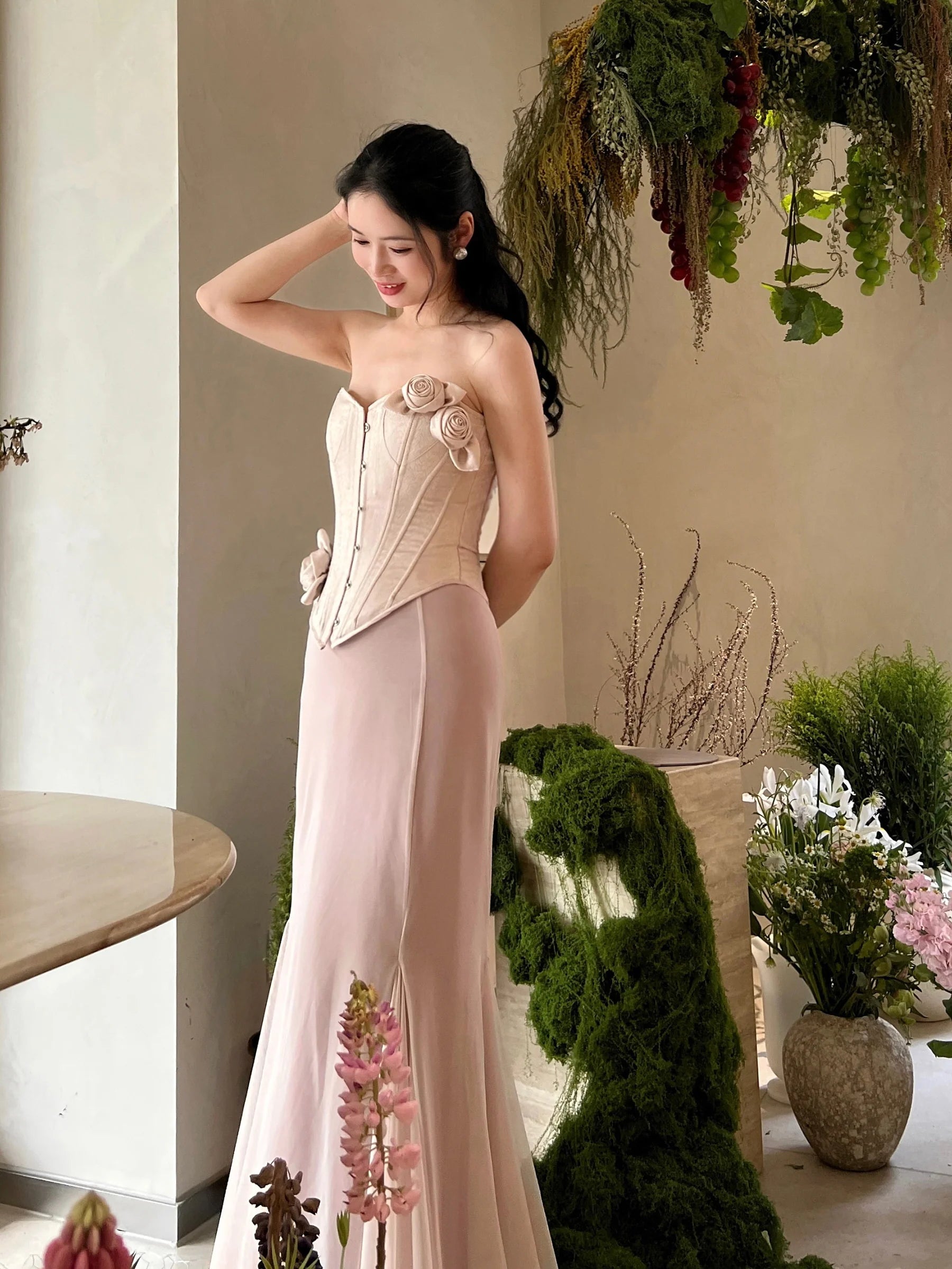 Blooming Ivory Rose Corset