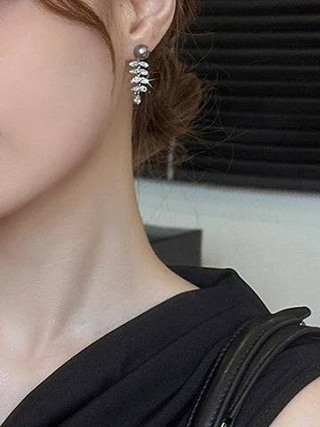 Grey Pearl Zircon Elegant Earrings