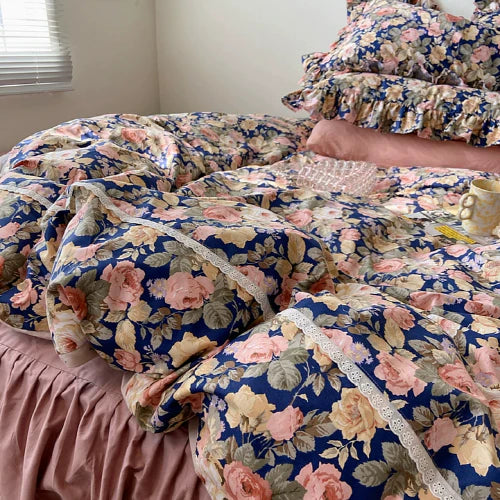 La Vie en Rose Bedding Set