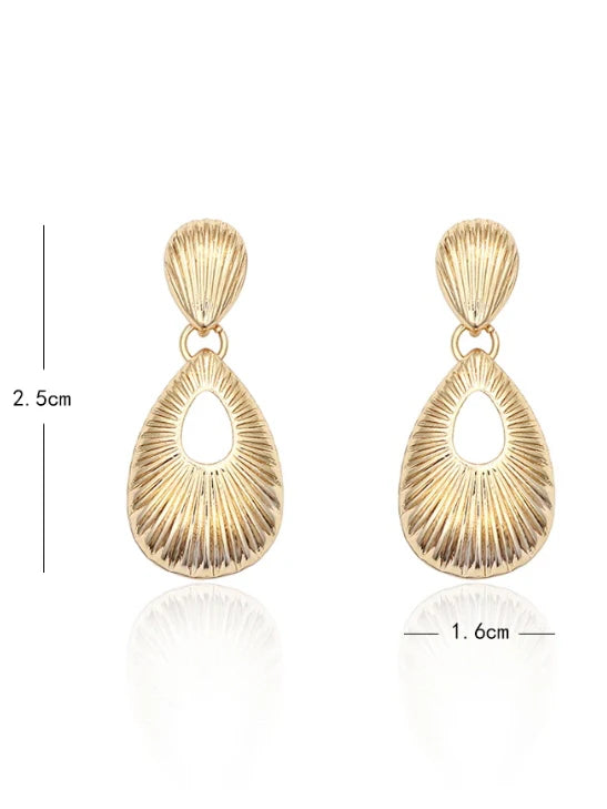 Golden Teardrop Vintage Earrings