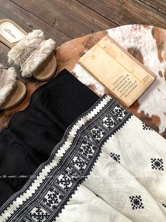 Black Tassel Embroidery Layered Dress