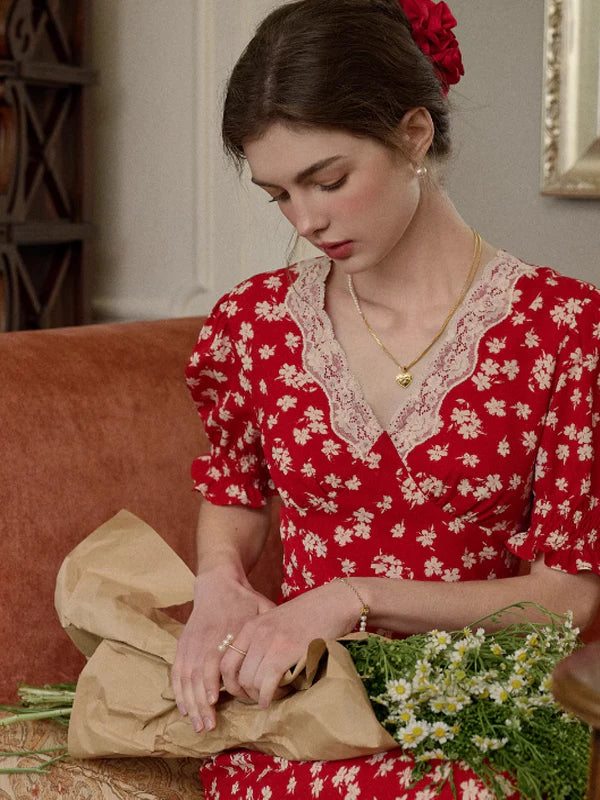 Vintage Elegance Red Floral Dress