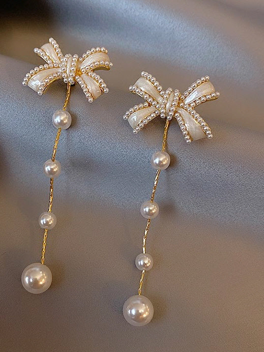 Princess Gold Ribbon Pearl Earrings