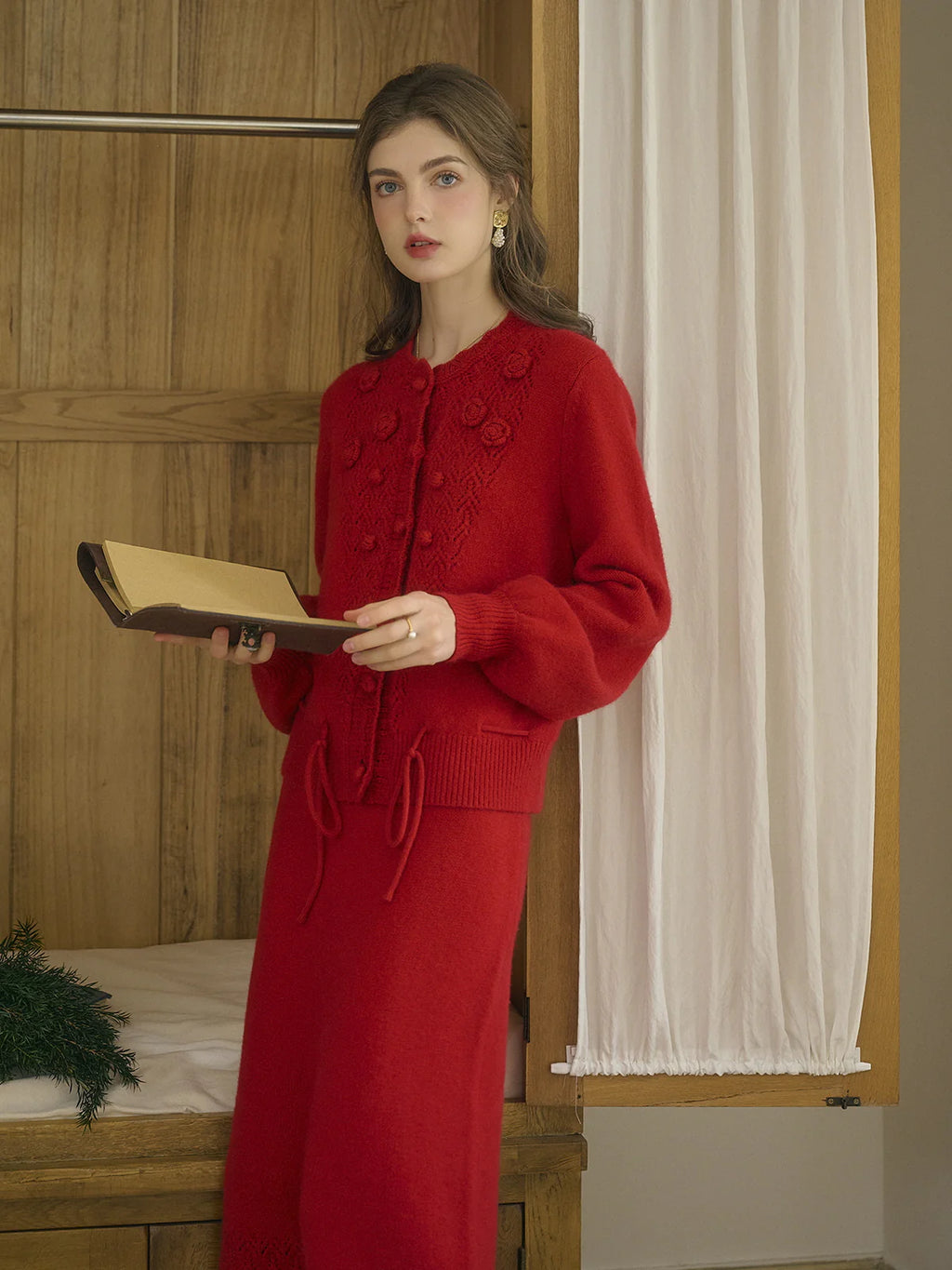 Cottage Lace Hem Knit Skirt