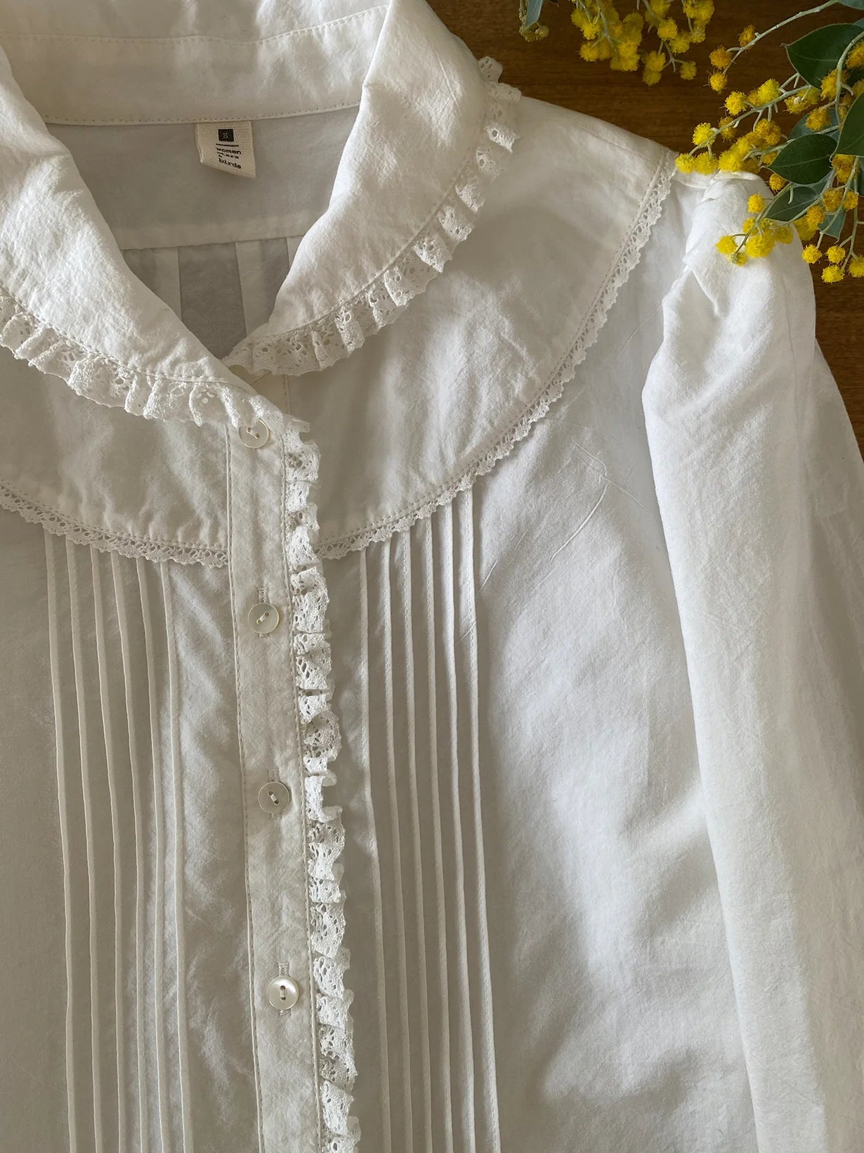 Vintage White Ruffle Collar Blouse