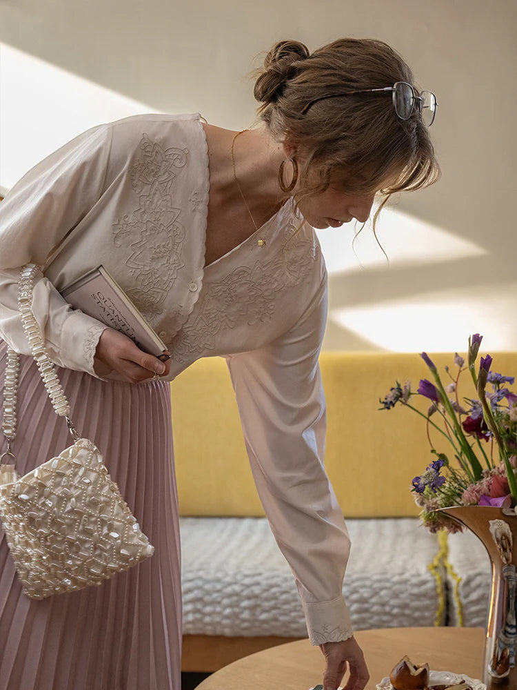 Scallop Embroidery Vintage Blouse