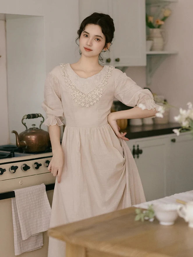 Vintage Embroidered Collar Cotton Dress