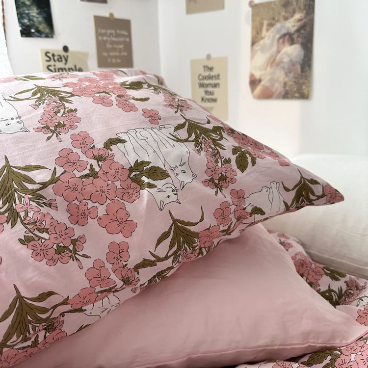Blossoming Cats Pink Bedding Set