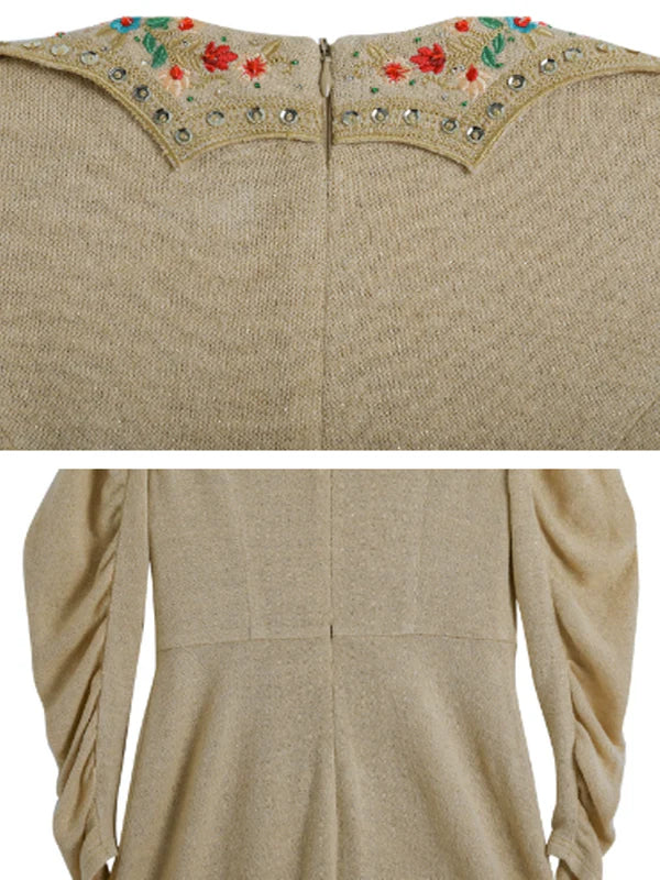 Beige Blossom in Retro Pleats Dress