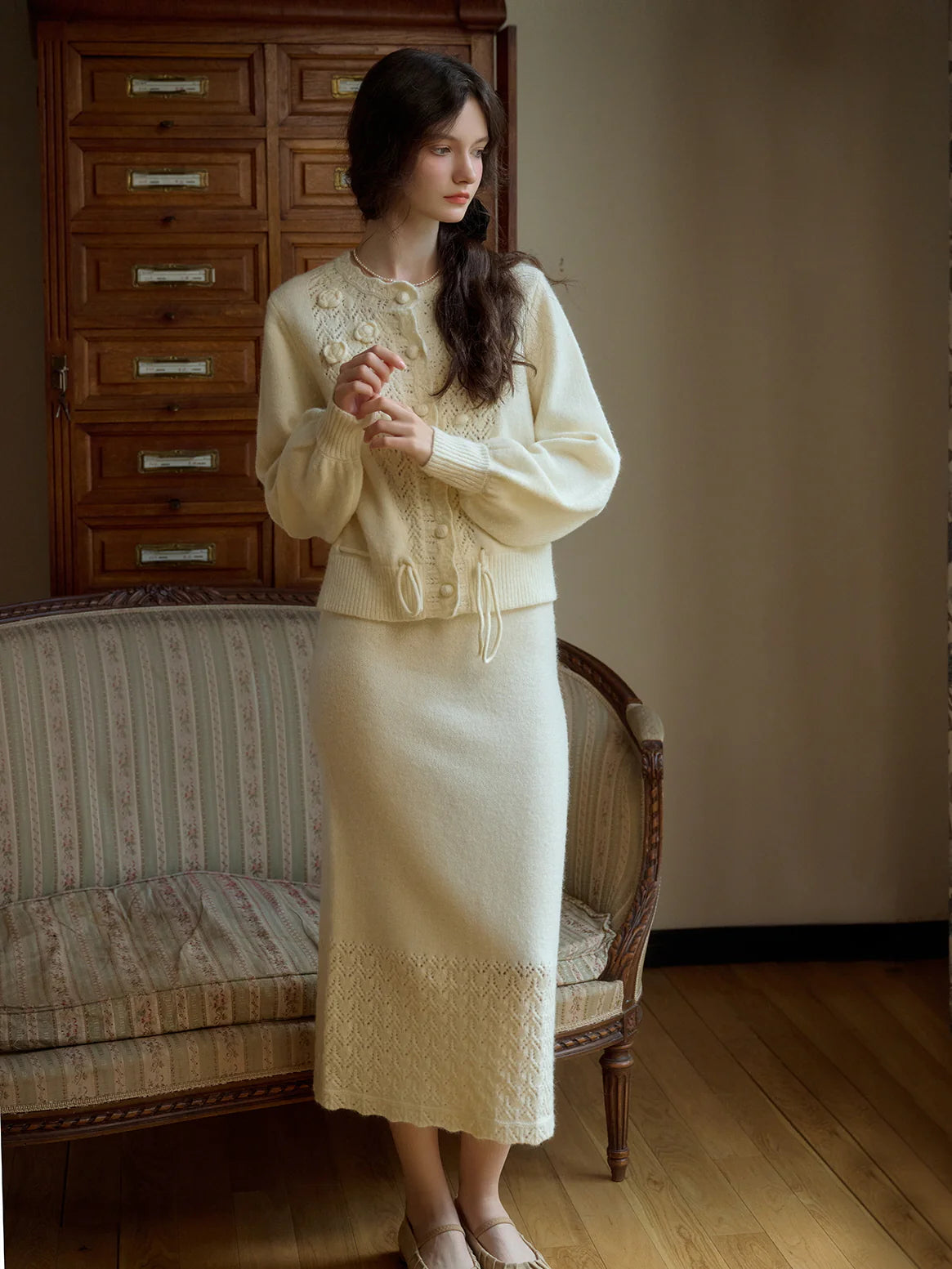 Cottage Lace Hem Knit Skirt