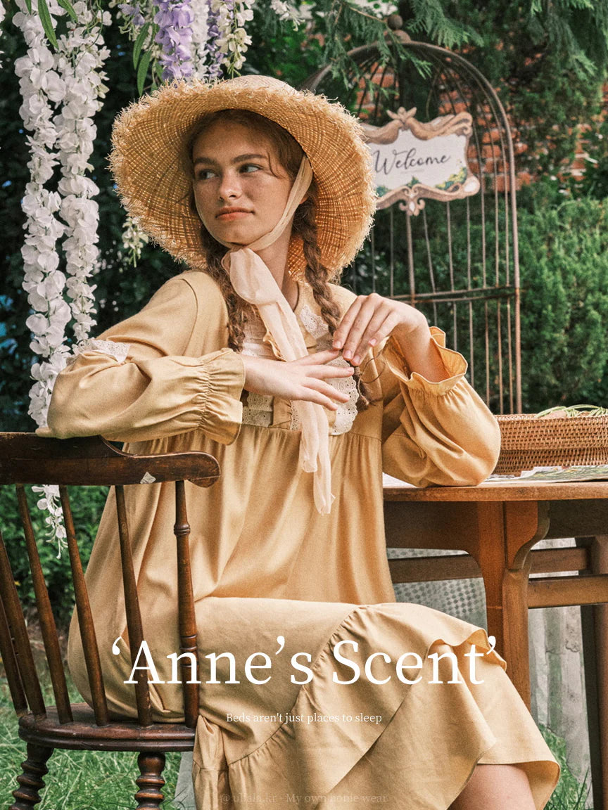 Anne's Scent Yellow Roomwear