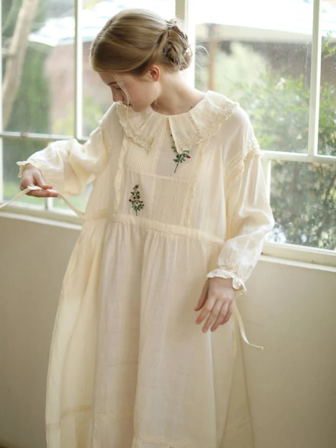 Mori Garden Embroidered Linen Dress