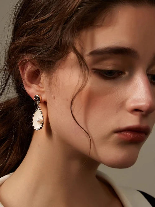 Elegant Teardrop Pearl Earrings
