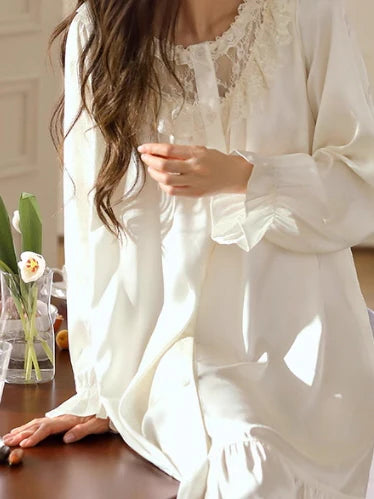 Romantic Lace White Nightgown