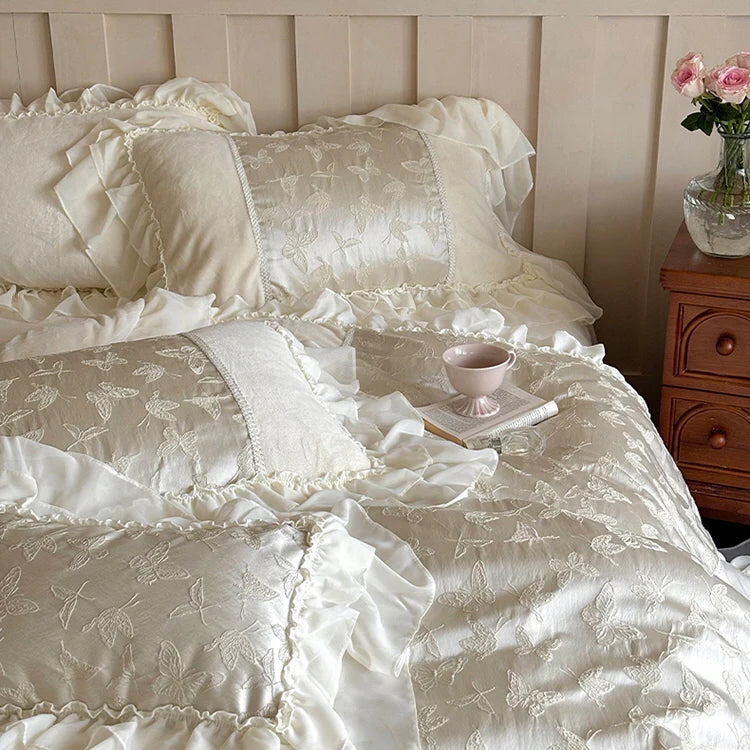 Butterfly Embroidered Velvet Bedding Set