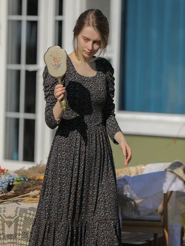 Navy Blossom in Retro Dress