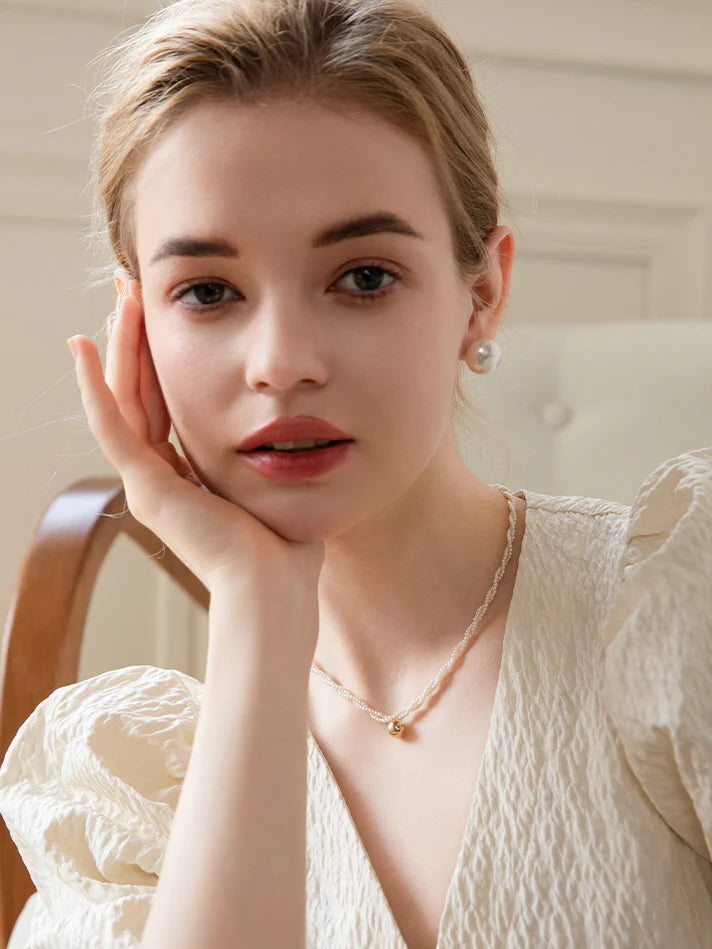 Vintage-Inspired Double-Layer Beaded Necklace