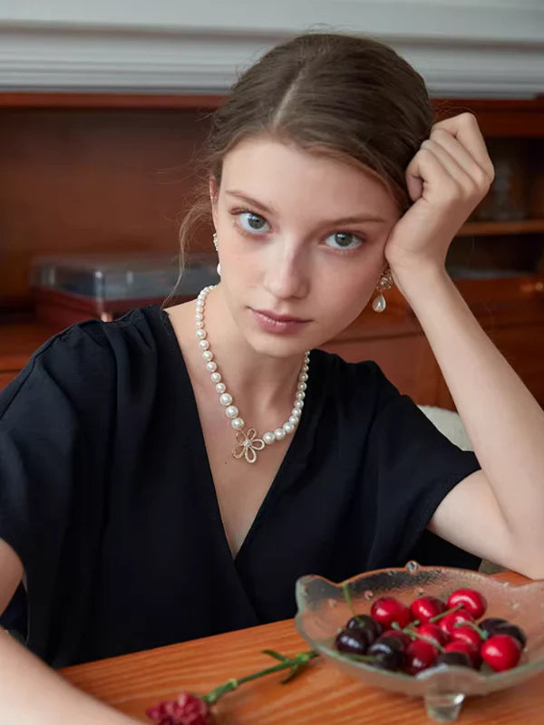 Cubic Flower Pearl Neckless