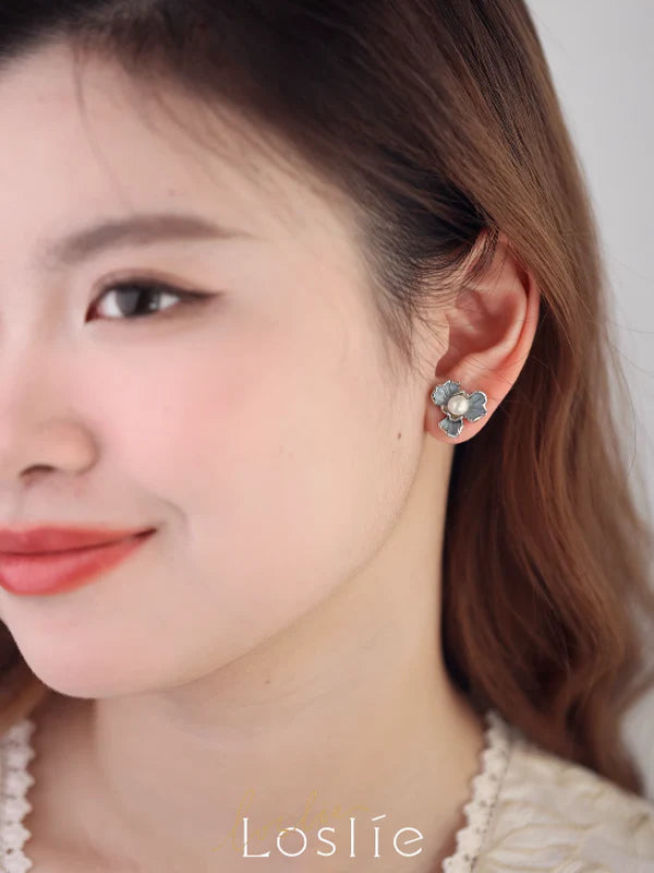 Natural Pearl Blue Flower Earrings