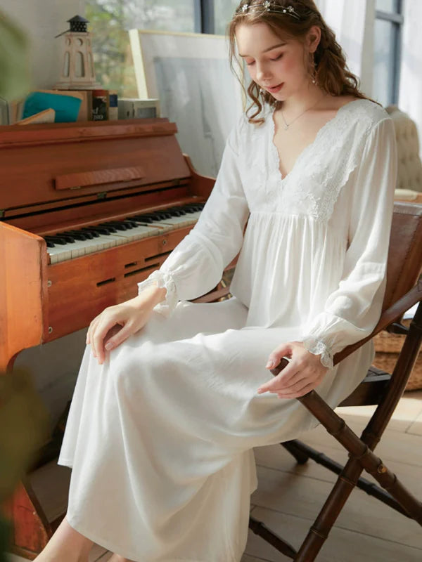 Pure White French Vintage Nightgown