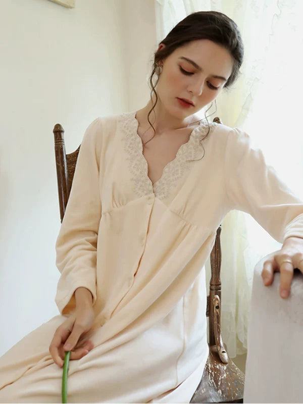 Floral Cream Elegance Nightgown
