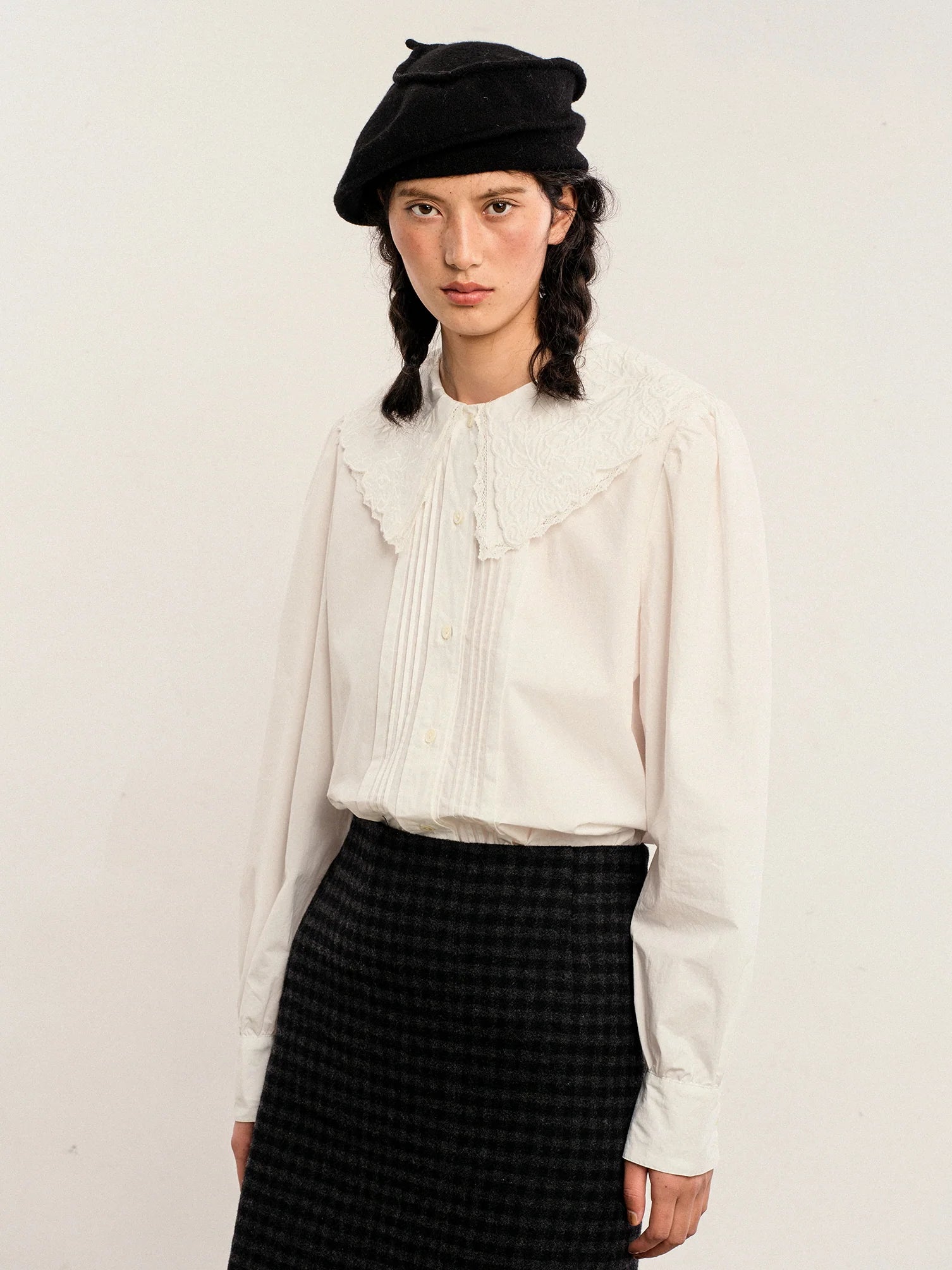 Vintage Embroidered Cotton Collar Blouse