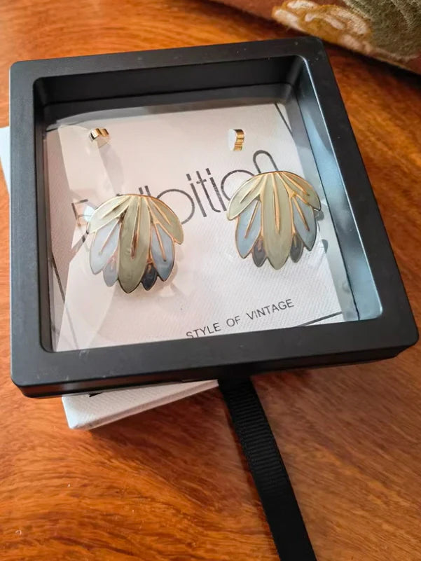 Vintage Leaf Stud Earrings