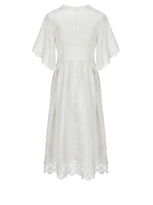 Elizabeth's Retro White Elegance Dress
