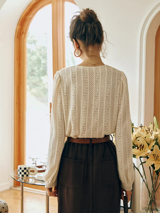 Romantic Pearl Button Knit Blouse