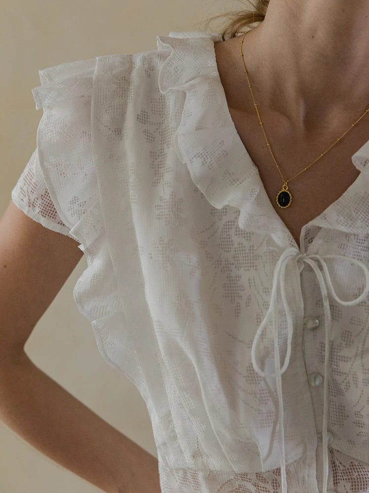 Amelila's Floral Breeze Blouse