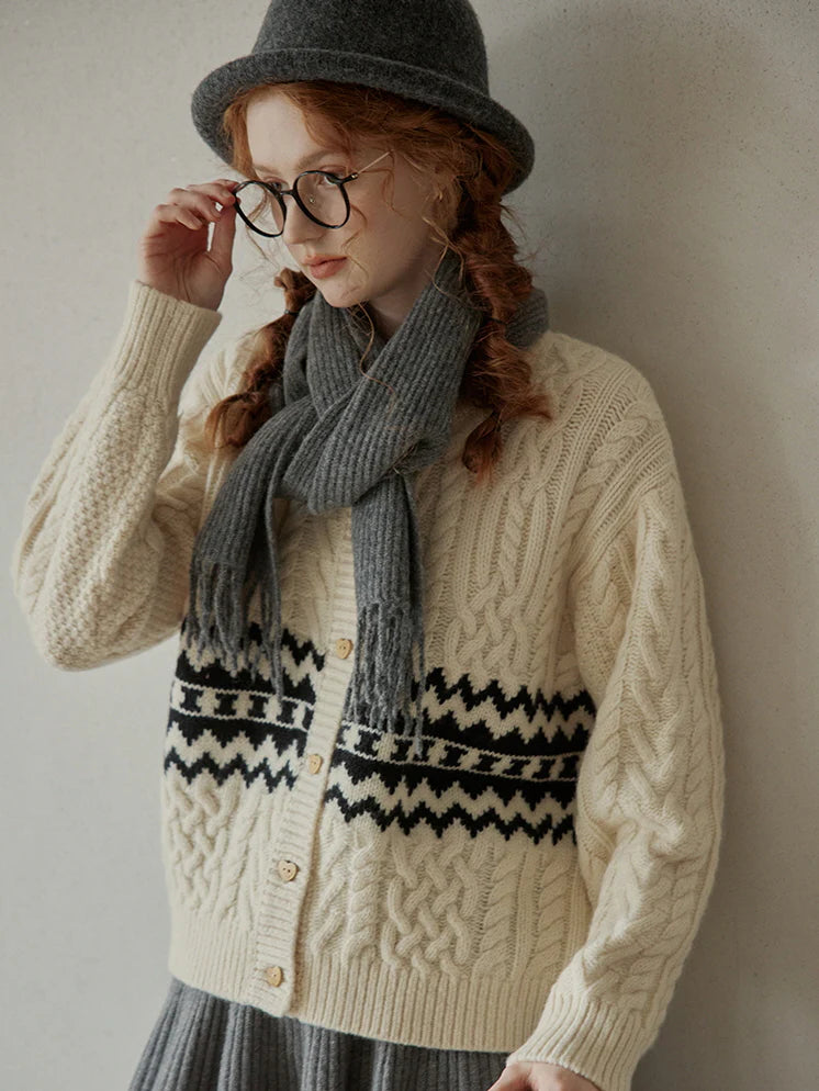 Geometric Pattern Vintage Cream Wool Cardigan
