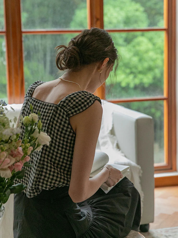 Evelyn's Summer Garden Top