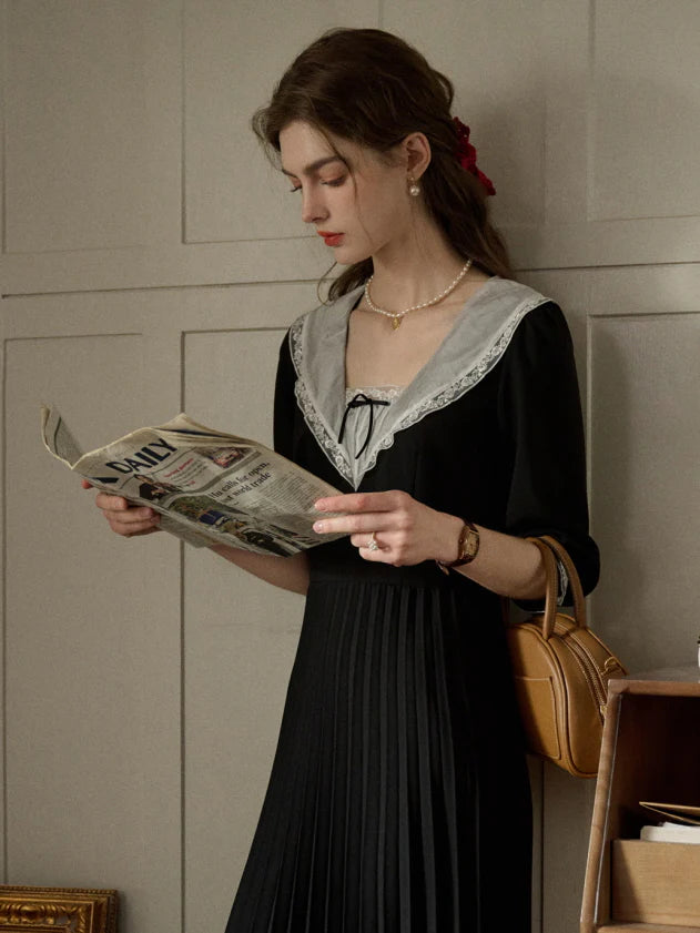 Lace Collar Pleated Black Dress
