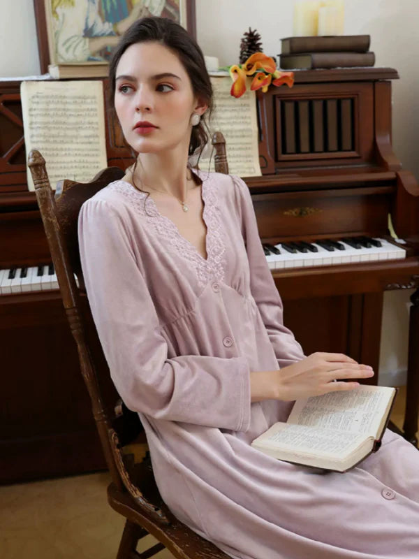 Romantic Wave Embroidery Nightgown