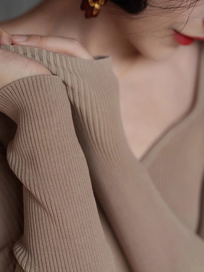 Vintage-Inspired Beige Knit and Chiffon Dress