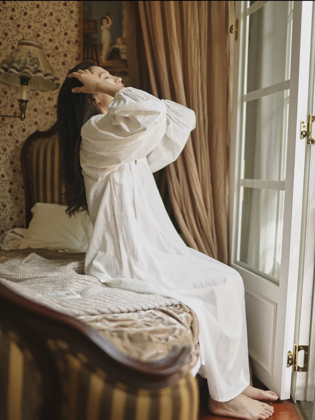 Blossom Embroidery White Cotton Nightgown