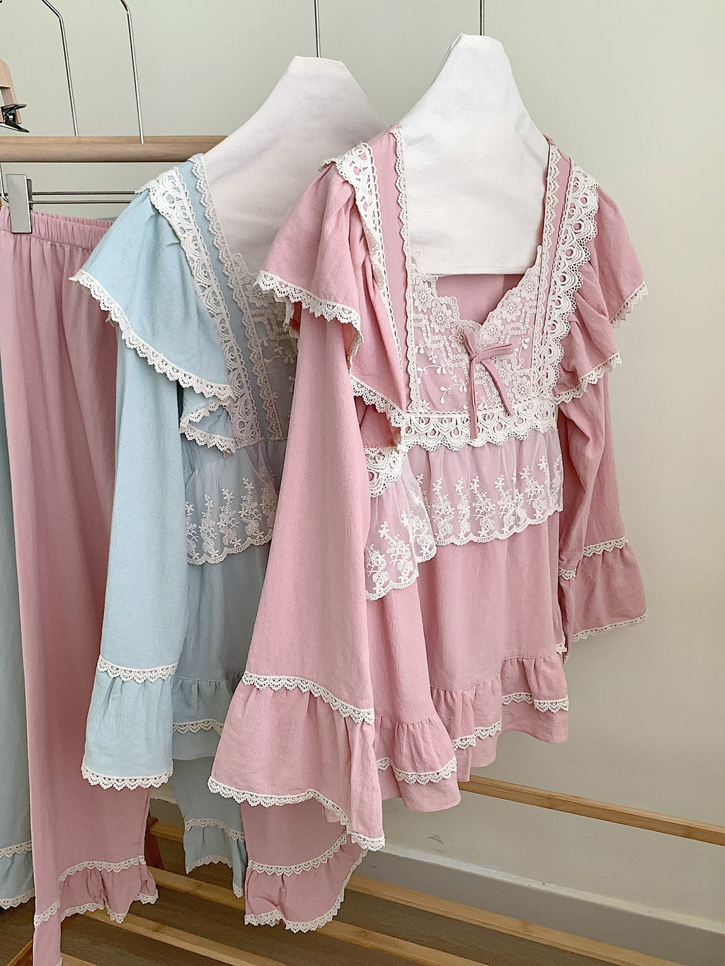 Vintage Lace-Trimmed Cozy Loungewear