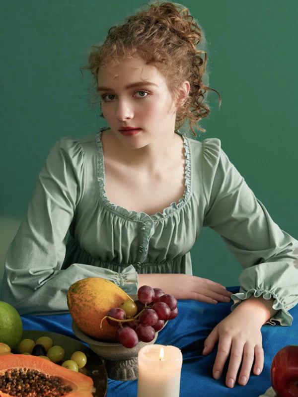 Emerald Elegance Story Nightgown