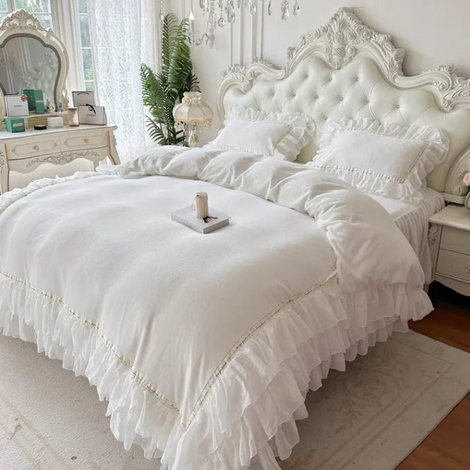 Fairy Lace Velvet Ruffle Bedding Set