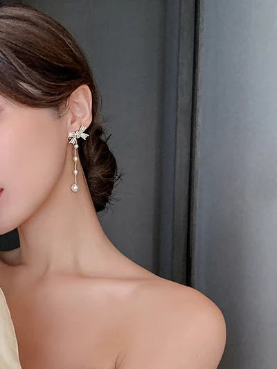 Princess Gold Ribbon Pearl Earrings