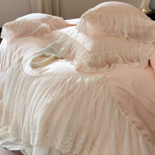 Romantic Parisian Lace Bedding Set